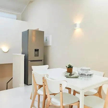 Timeless Loft At The Village Apartment